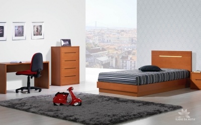 Quarto juvenil viena, faia